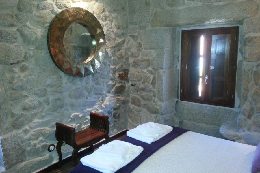 apartamentos serena golf telefono