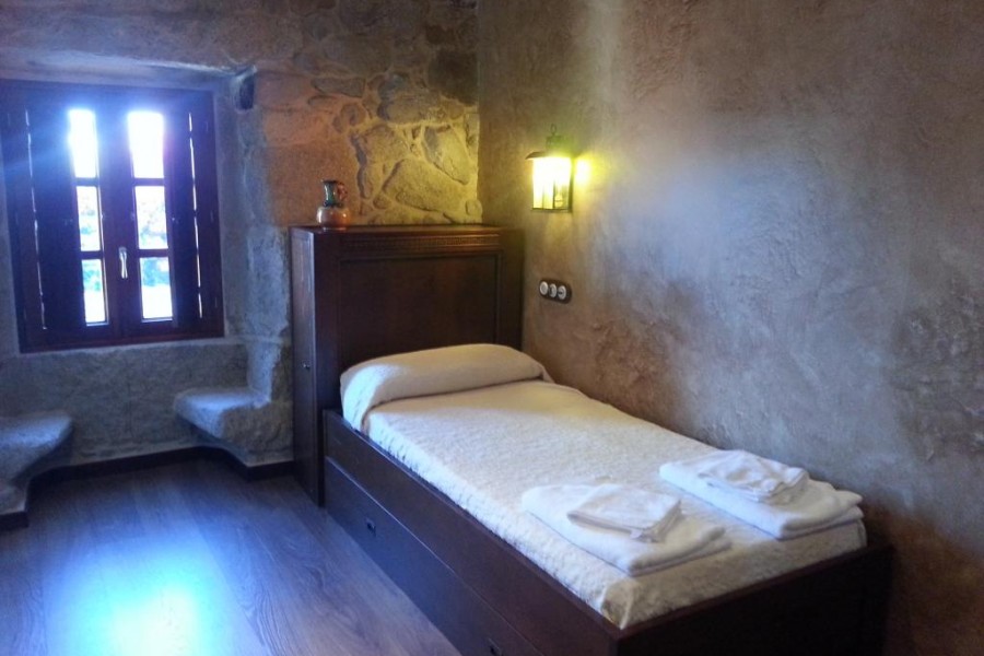 apartamentos serena golf telefono