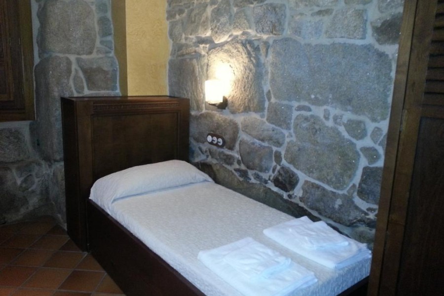 apartamentos serena golf telefono