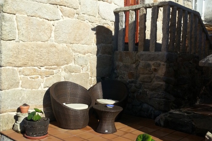 apartamentos serena golf telefono