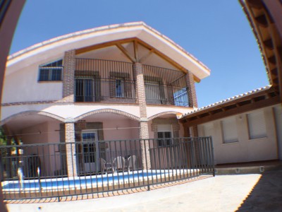 Casas Rurales En Burgohondo Avila