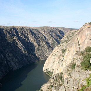 Arribes del Duero, agua tallando rocas y valles