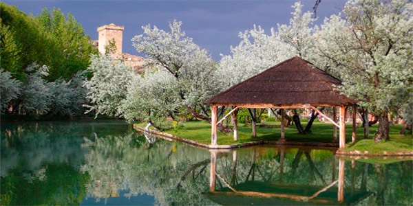 balneario-de-alhama-de-aragon-lago-3.jpg