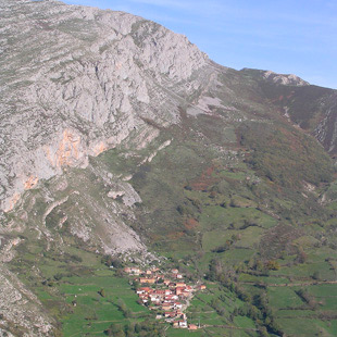 Ubiñas-La Mesa, sugerente Parque Natural asturiano